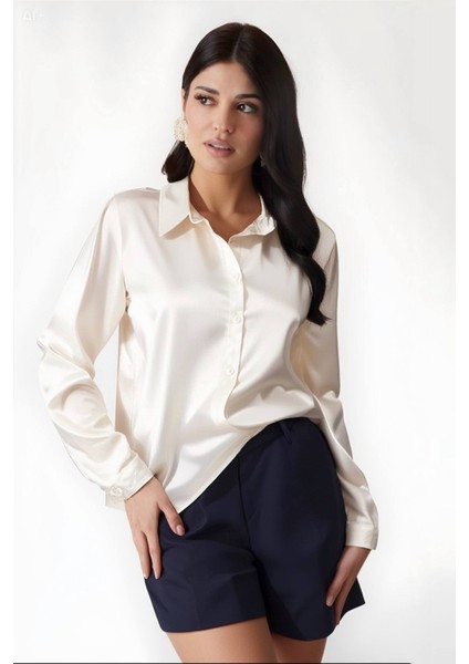 Kadın Krem Hafif Dökümlü Saten Yüzeyli Gömlek HZL22W-BD139641