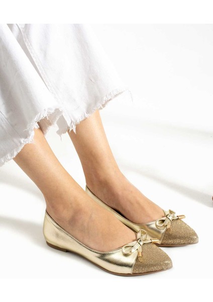 Fiyonklu Kauçuk Taban Babet 331-1453 Kadın Babet fiyatları