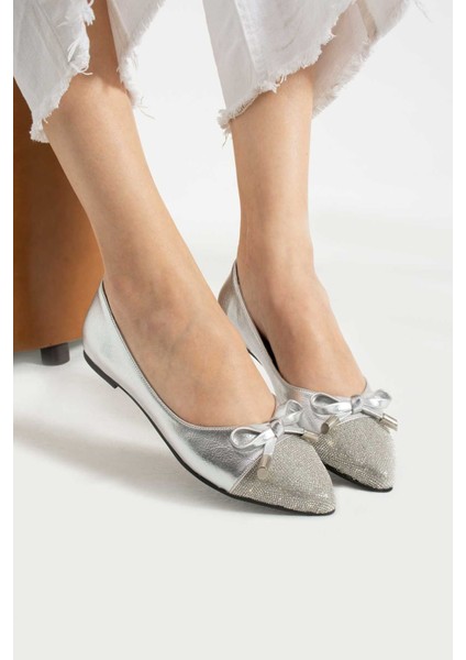 Fiyonklu Kauçuk Taban Babet 331-1453 Kadın Babet fiyatları