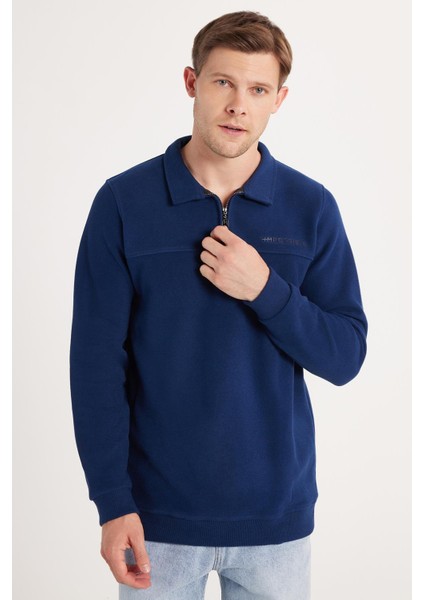 Erkek Standart Fit Pamuklu Selanik Kumaş Yarım Fermuarlı Polo Yaka Baskılı Indigo Sweatshirt