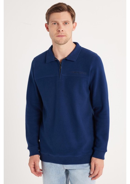 Erkek Standart Fit Pamuklu Selanik Kumaş Yarım Fermuarlı Polo Yaka Baskılı Indigo Sweatshirt fırsatları