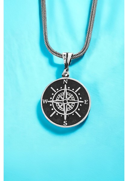 Özel Tasarım Karartmalı Gümüş Pusula Erkek Kolye fiyatları