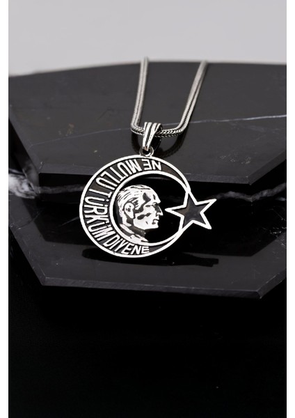 Gümüş Ne Mutlu Türküm Diyene Atatürk Portreli Erkek Kolye