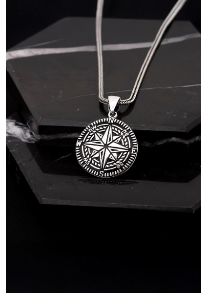 Gümüş Karartmalı Pusula Erkek Kolye