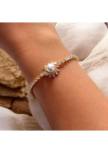 Inci Detaylı Çiçek Figürlü Su Yolu Klipsli Çelik Bileklik fiyatları