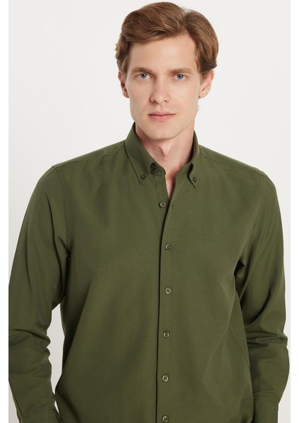 Regular Fit Düğmeli Yaka Pamuklu Kolay Ütü Oxford Düz Erkek Haki Gömlek fiyatları