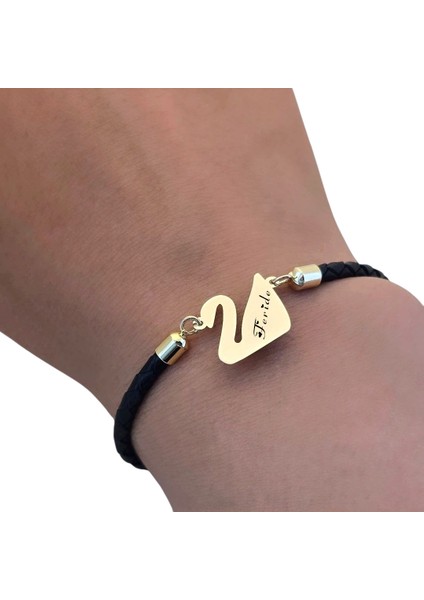 14 Ayar Altın Plakalı Feride Ismine Özel Kuğu Kuşu Motifli Siyah Derili Hediye BILEKLIK-606ISIM fırsatları