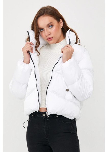 Kadın Beyaz Oversize Şişme Mont 5006 fırsatları