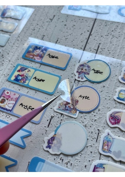 Kawaii Karakterli Mavi 4 Yaprak 92 Adet Şeffaf Koruma Katmanlı Su Geçirmez Okul İsim Etiketi / Sticker / Çıkartma / Bant