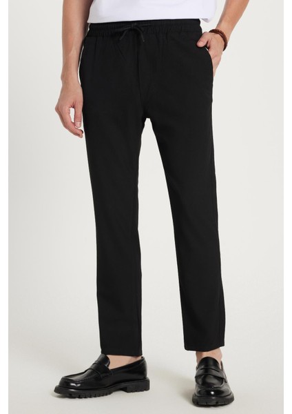 Erkek Slim Fit Dar Kesim Pamuklu Lastikli Beli Bağcıklı Siyah Pantolon