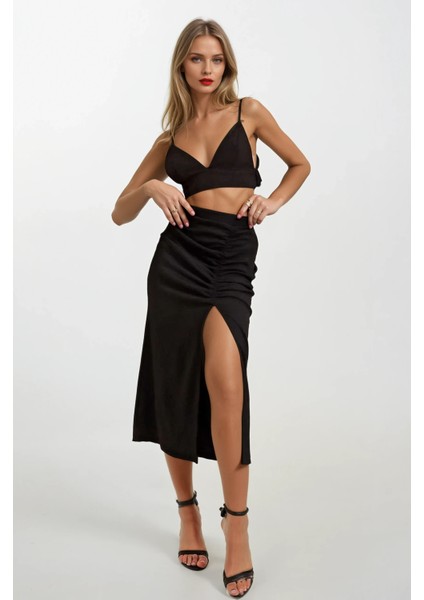 Kadın Siyah Yırtmaçlı Uzun Etek HZL22S-BD118801 fiyatları