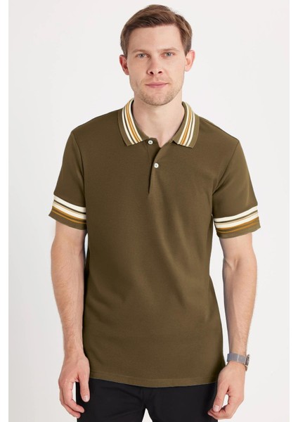 Erkek Slim Fit Dar Kesim %100 Pamuk Düz Pike Yaka ve Kol Detaylı Koyu Haki Polo Yaka Tişört fiyatları