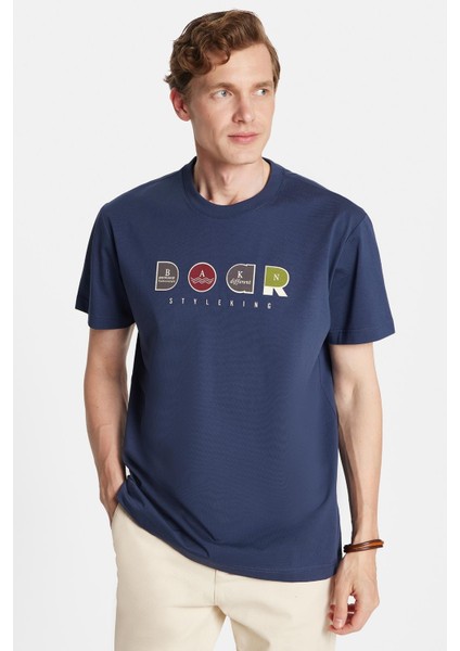 Relax Fit Rahat Kesim Pamuklu Ön Baskı Detaylı Bisiklet Yaka Lacivert Erkek Tişört fiyatları