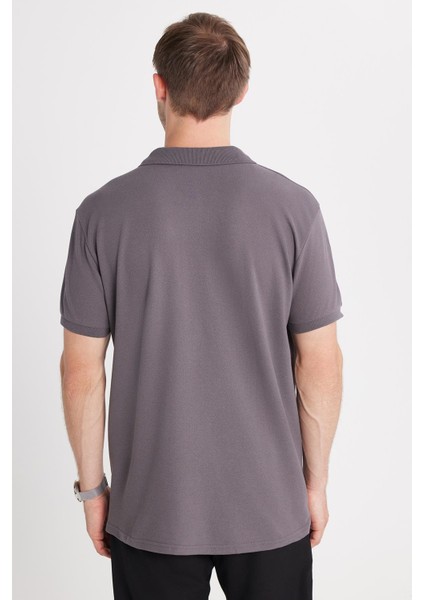 Erkek Regular Fit Klasik Kesim Pamuklu Yumuşak Dokulu Serin Tutan Kumaş Düz Gri Polo Yaka Tişört indirimleri
