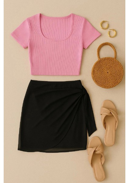 Kadın Pembe Yarım Kol Crop ve Siyah Pareo 2'li Set fiyatları