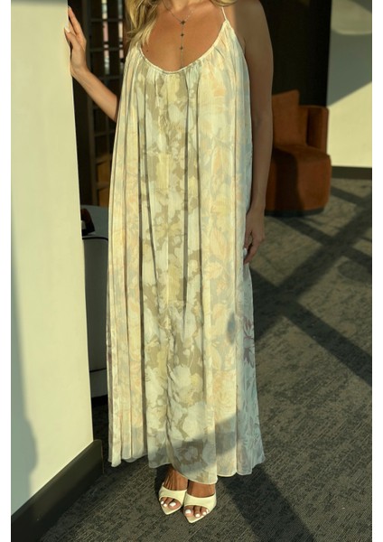 Taş Çiçek Desenli Askılı Dökümlü Elbise modelleri