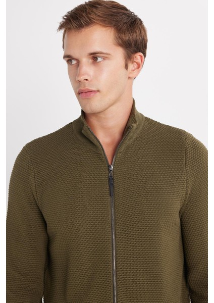 Erkek Standart Fit Normal Kesim Desenli Yarım Balıkçı Yaka Fermuarlı Açık Haki Renk Hırka fiyatları