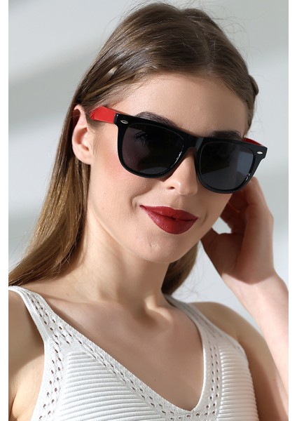 Kadın Wayfare Siyah-Kırmızı Polarize Güneş Gözlüğü 23045-3 C0209 P fiyatları