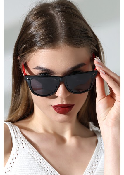 Kadın Wayfare Siyah-Kırmızı Polarize Güneş Gözlüğü 23045-3 C0209 P modelleri