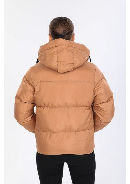 Kadın Bisküvi Kapüşonlu Şişme Mont 5009 fiyatları