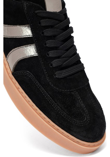 Kadın Siyah Bağcıklı Süet Deri Sneaker 25AFD370910