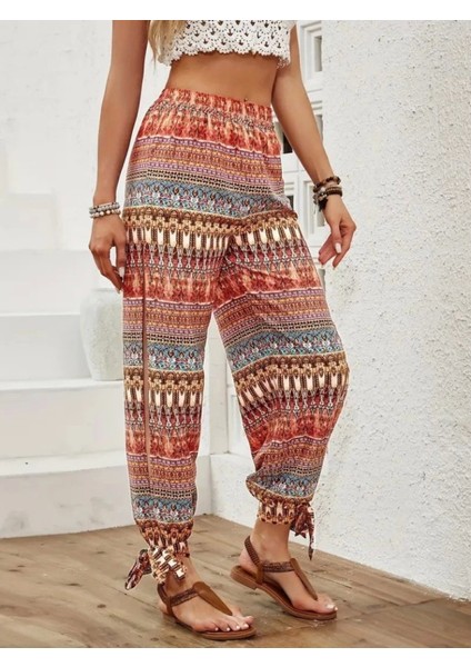 Kadın Yüksek Belli Yanlardan Yırtmaç Detaylı Desenli Bürümcük Pantolon