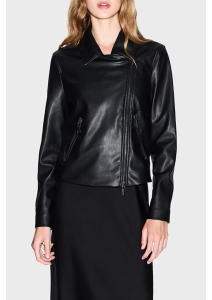 Slim Fit Apaş Yaka Fermuar Detaylı Deri Ceket Bayan Deri Ceket XW001433 AF16618 UC001