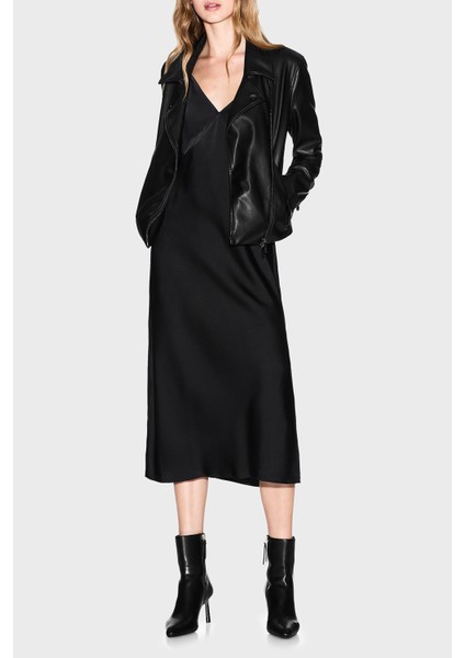 Slim Fit Apaş Yaka Fermuar Detaylı Deri Ceket Bayan Deri Ceket XW001433 AF16618 UC001 fiyatları