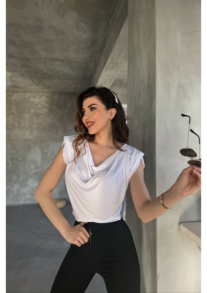 Degaje Yaka Vatkalı Bluz modelleri