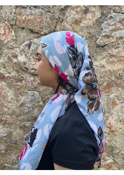 Açık Mavi Zemin Çiçek Desenli Yazma – Pamuk Dokulu Rahat Kullanım fiyatları