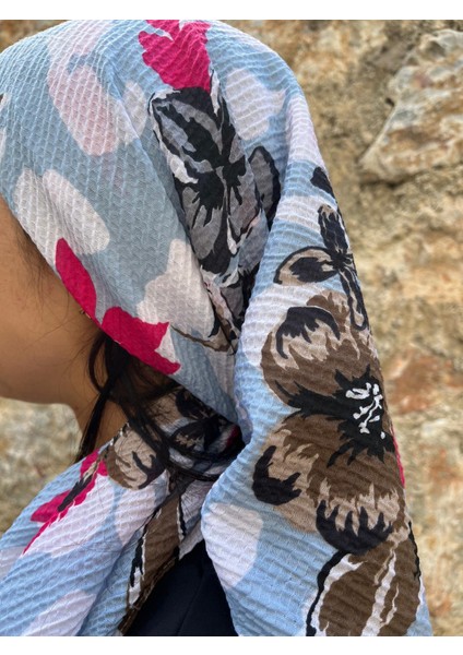 Açık Mavi Zemin Çiçek Desenli Yazma – Pamuk Dokulu Rahat Kullanım fırsatları