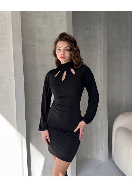 Öpücük Yaka Mini Elbise modelleri