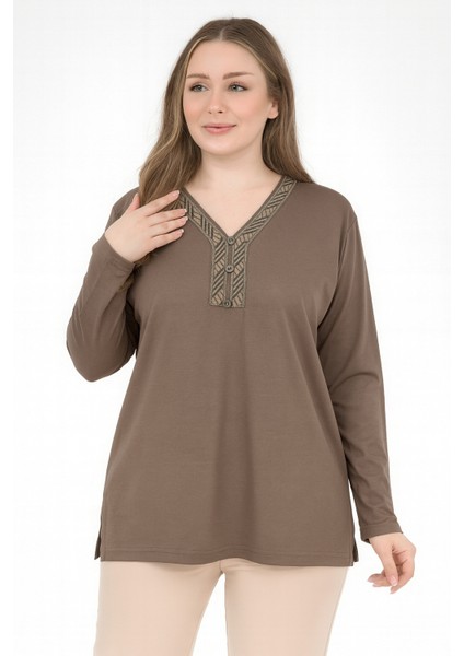 Kadın Orta Yaş ve Üzeri V Yaka Desenli Yırtmaçlı Vizon Anne Penye Bluz
