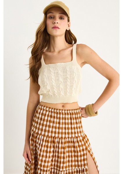 Kadın Kare Yaka Saç Örgülü Askılı Crop Bluz