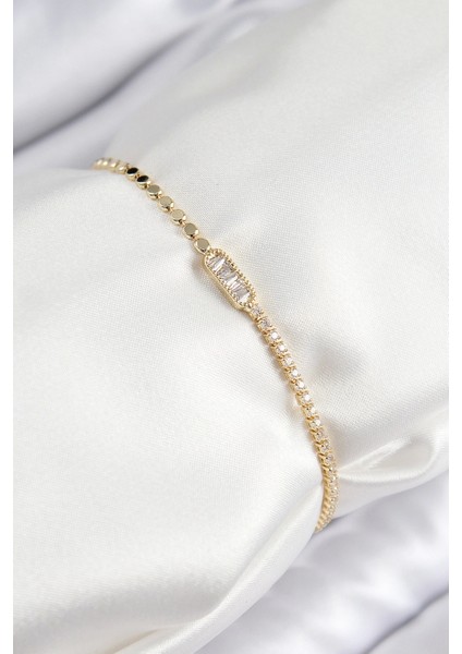 Bfs Pirinç Zirkon Taşlı Dikdörtgen Model Ezme Zincir Gold Renk Kadın Bileklik