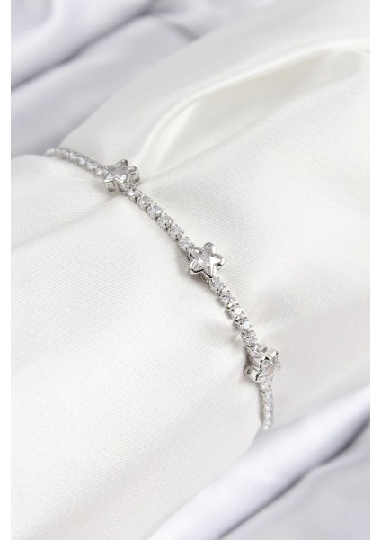 Bfs Pirinç Zirkon Taşlı Yıldız Model Gümüş Renk Asansörlü Kadın Bileklik