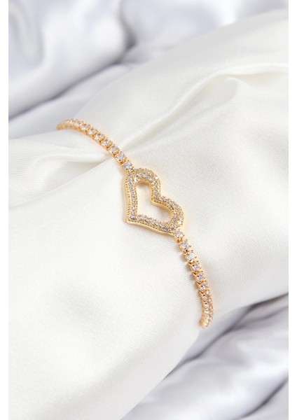 Bfs Pirinç Zirkon Taşlı Kalp Model Gümüş Renk Asansörlü Kadın Bileklik