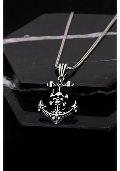 Gümüş Kurukafa Motifli Çapa Erkek Kolye