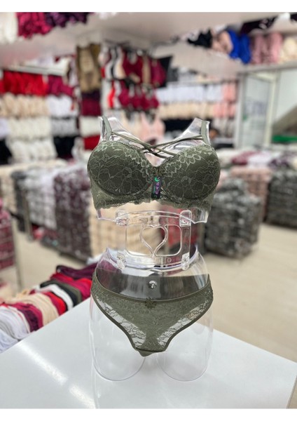 Iç Giyim Ebru Desteksiz Silikonlu Dantel Çapraz Sütyen ve Külot Takım (Sütyen Yıkama Topu Hediyeli)