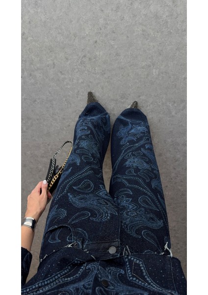 Taşlı Desenli Koyu Jean indirimleri