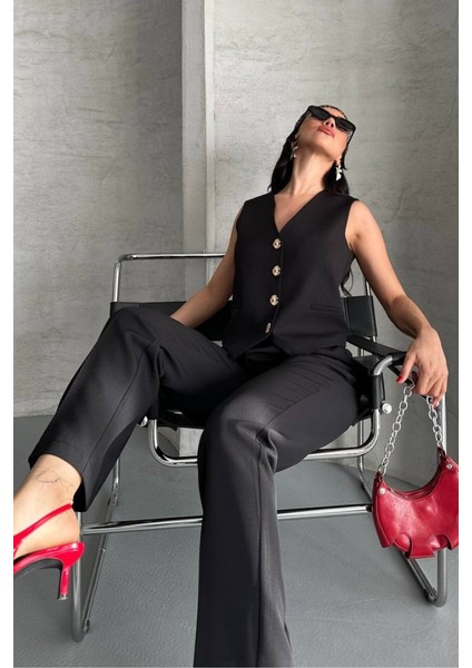 Kadın Alt Üst Takım Şık Gold Düğme Detaylı V Yaka Yelek Pantolon Takım indirimleri