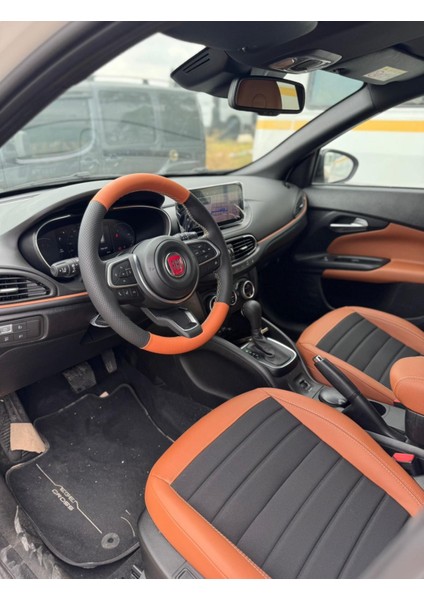 Fiat Urban 2021-2025 Araca Özgü Dikmeli Direksiyon Kılıfı Soft Nokta Kahverengi fiyatları