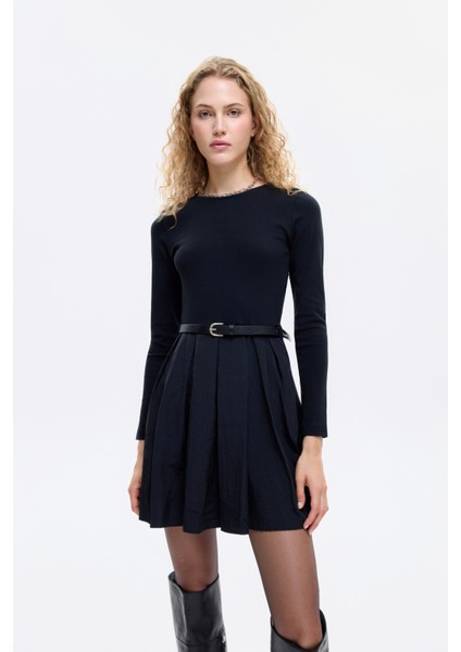 Beli Kemerli Garnili Basic Mini Elbise Siyah modelleri