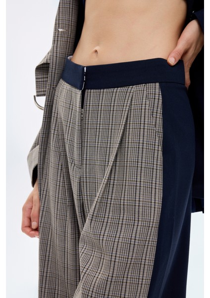 Ekose Garnili Bol Paça Pantolon Lacivert modelleri