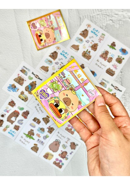 Sevimli Sanrio Karakterli Capybara 12 Yaprak Mini Defter Sticker Mor Renk