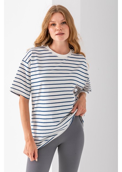 Kadın Bisiklet Yaka Oversize Basic Çizgili T-Shirt Lacivert - 25700 fiyatları