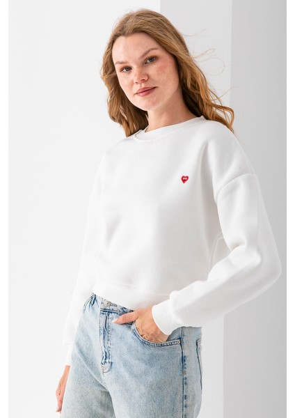 Kadın Bisiklet Yaka Kalp Nakışlı 3ip Crop Sweatshirt Beyaz - 2669 fiyatları