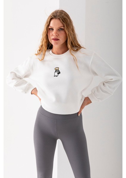 Kadın Bisiklet Yaka Çantalı Ayıcık Nakışlı 3ip Sweatshirt Beyaz - 2626 fırsatları