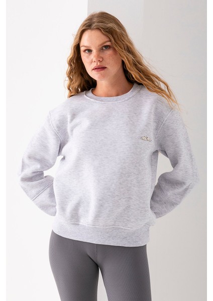 Kadın Bisiklet Yaka Miu Miu Aksesuarlı 3ip Sweatshirt Gri - 2627