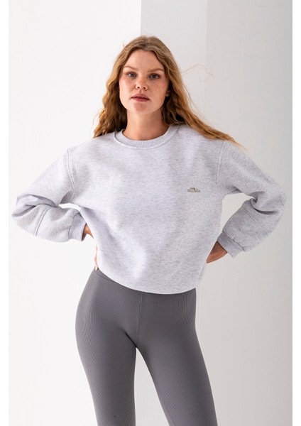 Kadın Bisiklet Yaka Miu Miu Aksesuarlı 3ip Sweatshirt Gri - 2627